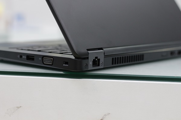 Dell Latitude 5490 Ultrabook 14 inch